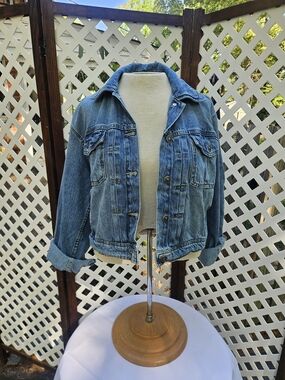 Free People "We The Free" Light Wash 100% Cotton Denim Jacket Size XS